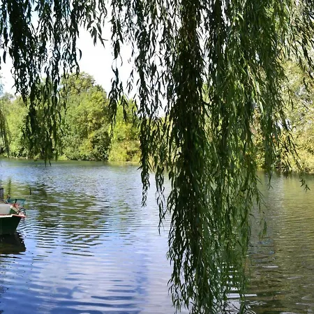Au Bord De La Riviere Avec Jardin Et Wifi - Fr-1-653-162