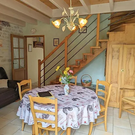 Au Bord De La Riviere Avec Jardin Et Wifi - Fr-1-653-162 בית נופש
