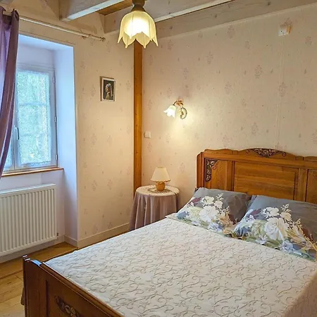 Au Bord De La Riviere Avec Jardin Et Wifi Country house *