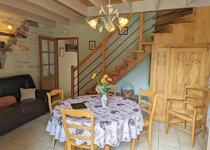 Au Bord De La Riviere Avec Jardin Et Wifi - Fr-1-653-162 Vakantiehuis