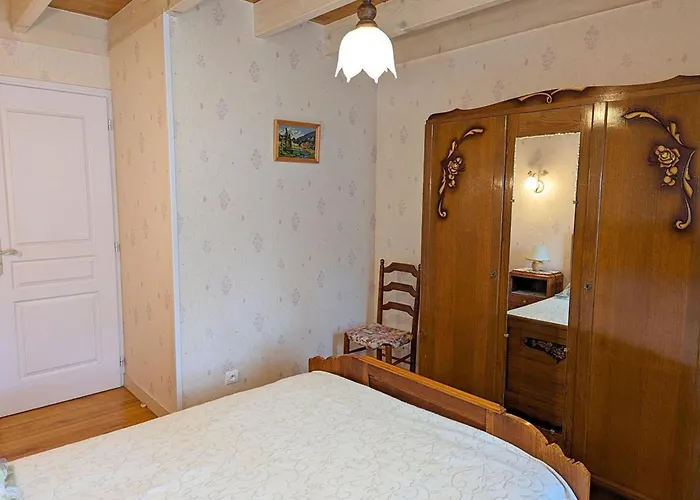 Au Bord De La Riviere Avec Jardin Et Wifi - Fr-1-653-162 * Saint-Genis-d'Hiersac