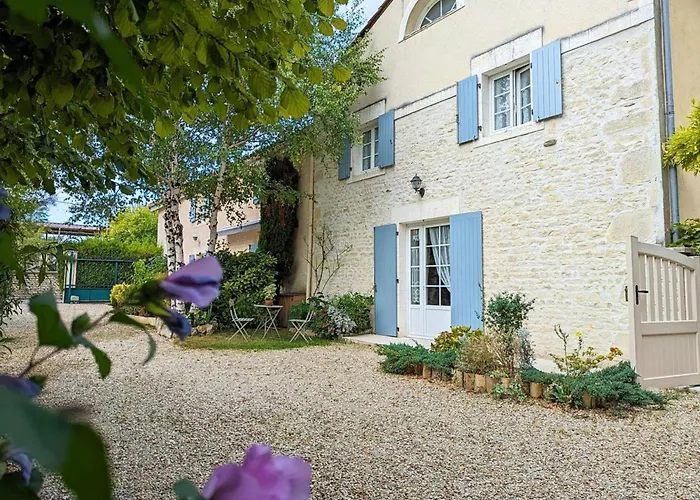 Au Bord De La Riviere Avec Jardin Et Wifi - Fr-1-653-162 *